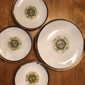 Large Vintage Cake Plate with 6 small plates, for serving dessert